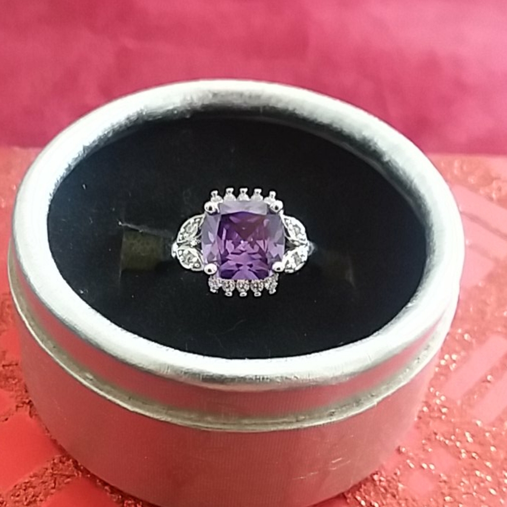 Size 8 .925 ring